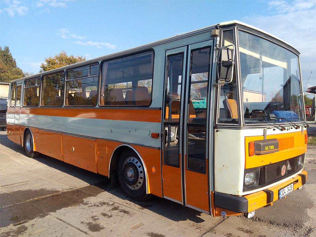 https://dubovskybus.cz/wp-content/uploads/2026/03/karosa01.jpg